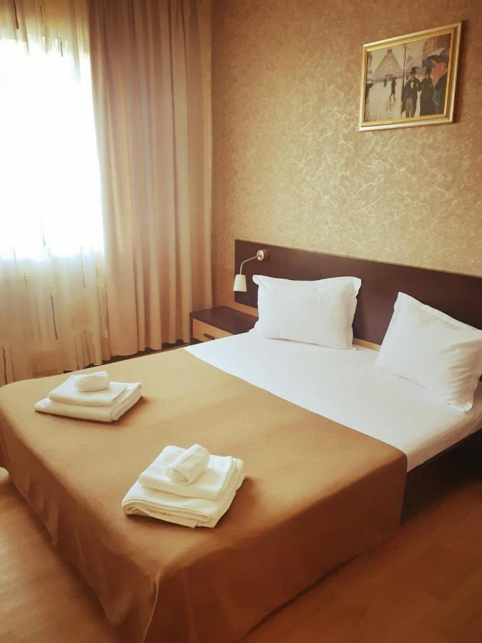 Hotel Nord Ploieşti Exterior foto